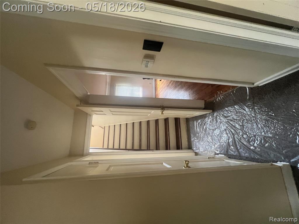 749 Crawford Street, Flint, MI 48507 — Photo 16