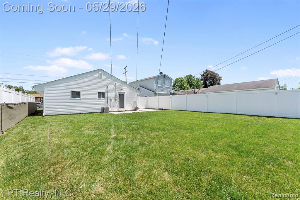 8032 Clippert Street, Taylor, MI 48180 — Photo 18