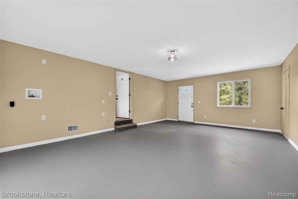 7224 E Frances Road, Mount Morris, MI 48458 — Photo 12