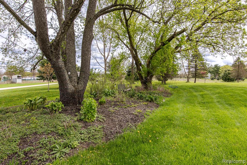 1263 N Baldwin Road, Oxford, MI 48371 — Photo 47