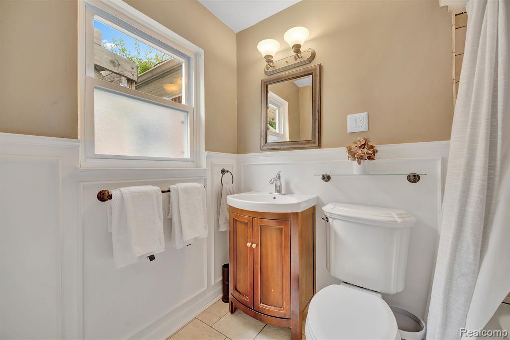 4423 Groveland Avenue, Royal Oak, MI 48073 — Photo 26