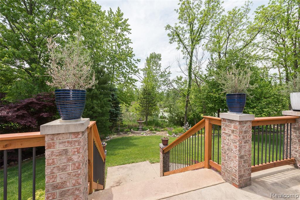 58721 Carriage Lane, South Lyon, MI 48178 — Photo 33
