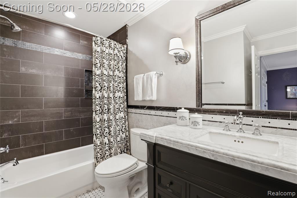 668 Springview Drive, Rochester, MI 48307 — Photo 52