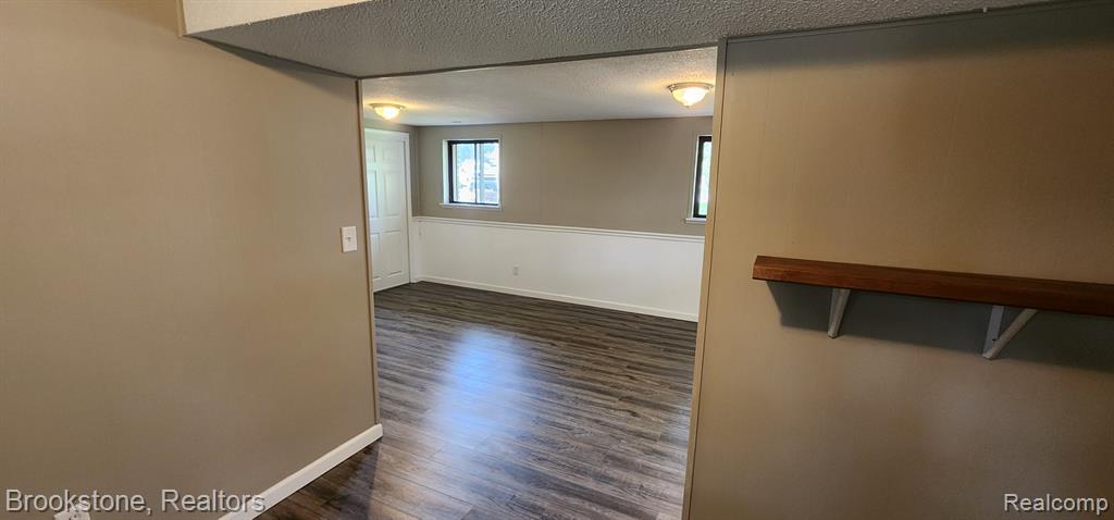 814 MURPHY Court, Linden, MI 48451 — Photo 9