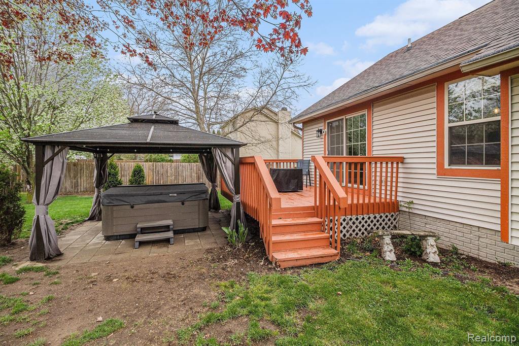4251 E Rolston Road, Linden, MI 48451 — Photo 27