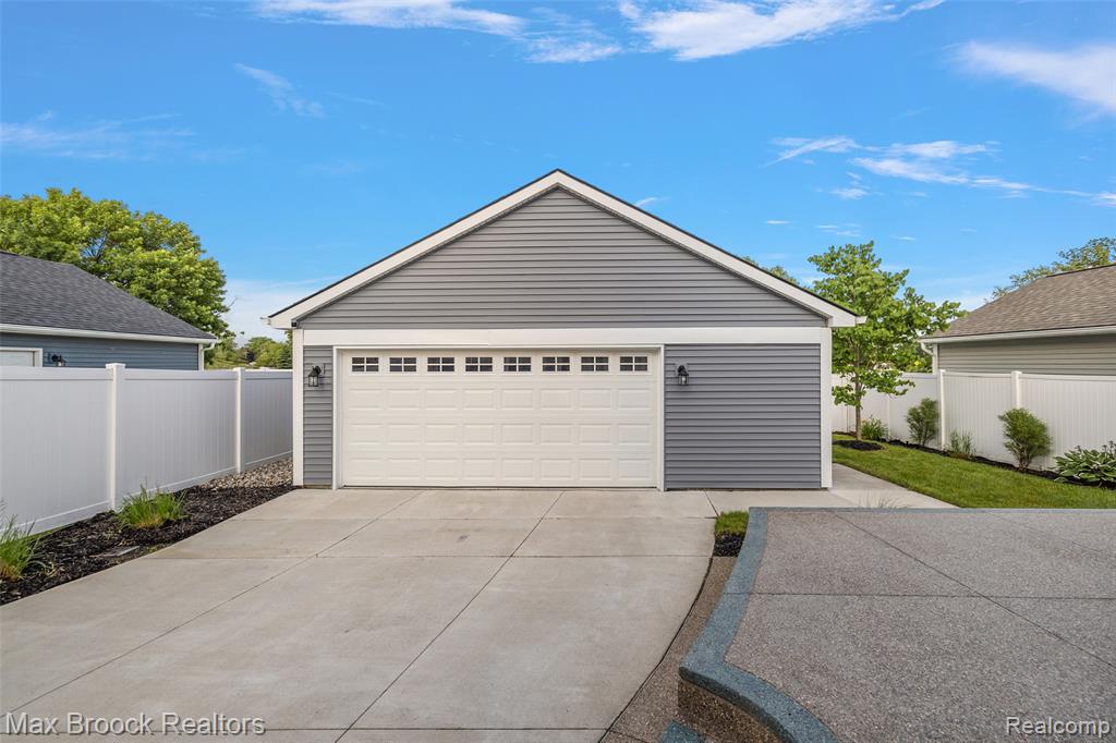 4260 Kent Road, Royal Oak, MI 48073 — Photo 48