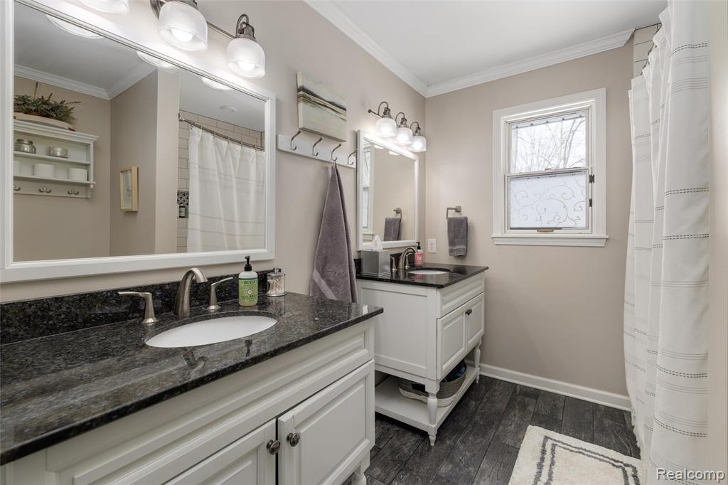 8374 Lasalle Court, Grosse Ile, MI 48138 — Photo 29