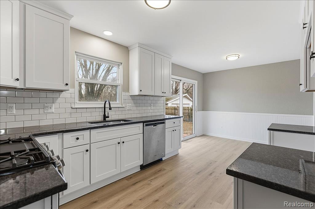 2160 Phillips Road, Auburn Hills, MI 48326 — Photo 12
