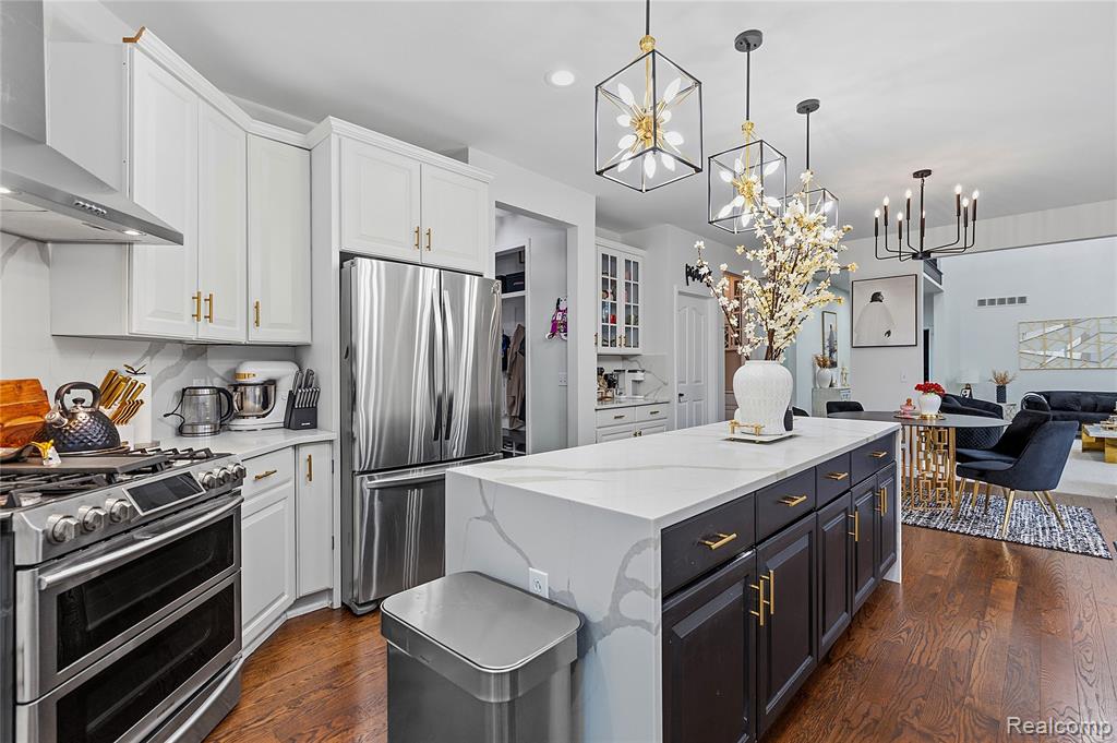 54126 Scarboro Way, Shelby Twp, MI 48316 — Photo 15