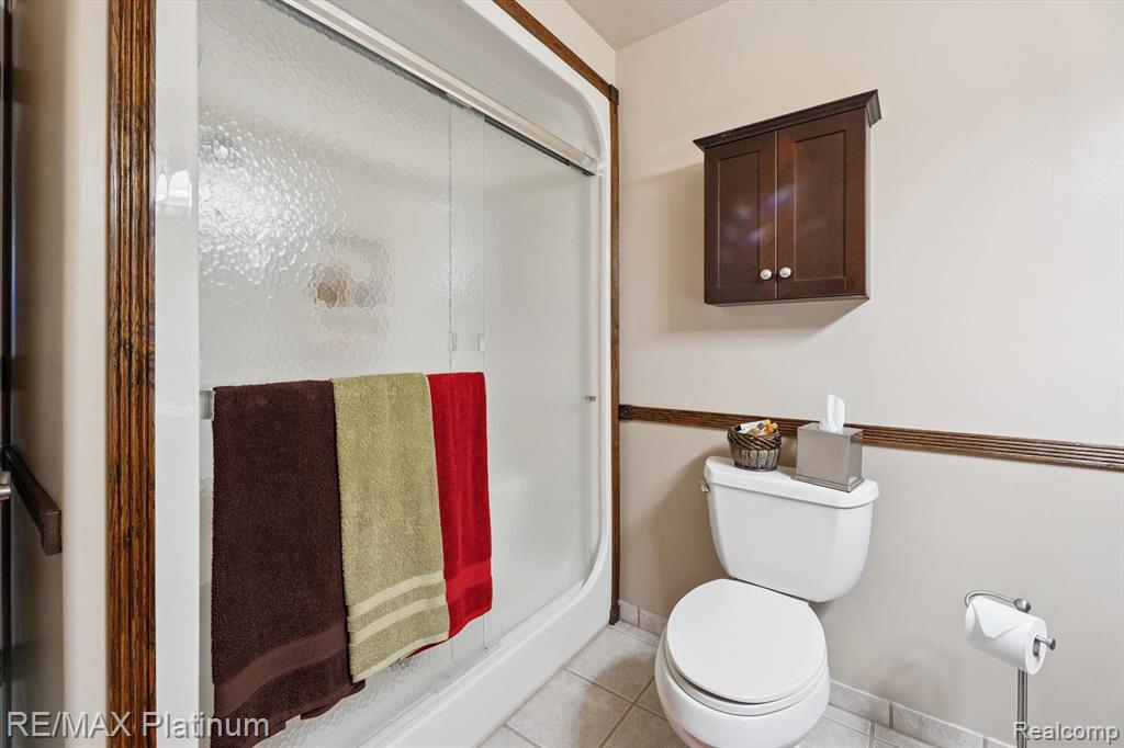 8872 Thornapple Drive, Pinckney, MI 48169 — Photo 53