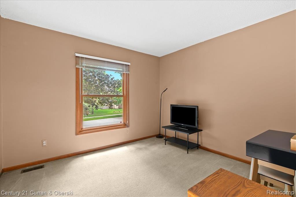 47126 Cider Mill Drive Drive, Novi, MI — Photo 26