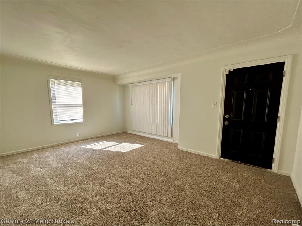 5502 Susan Street, Flint, MI 48505 — Photo 2