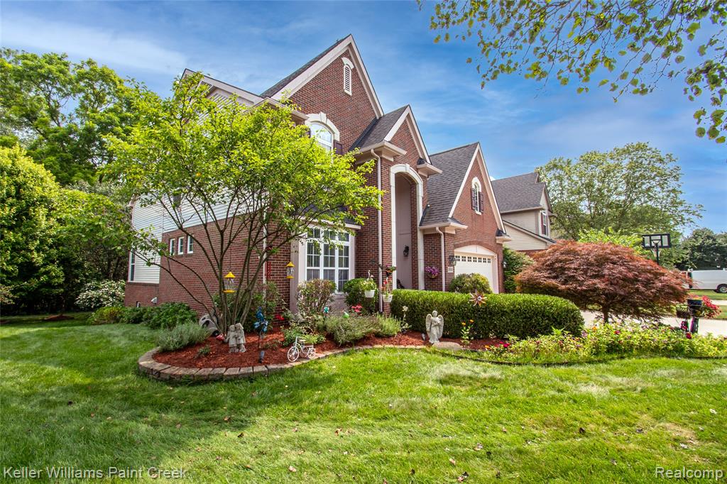16550 Mulberry Way, Northville, MI 48168 — Photo 48