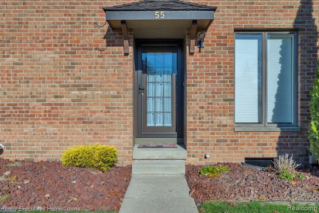 2500 River Apt 55 Road, 55, Marysville, MI 48040 — Photo 9