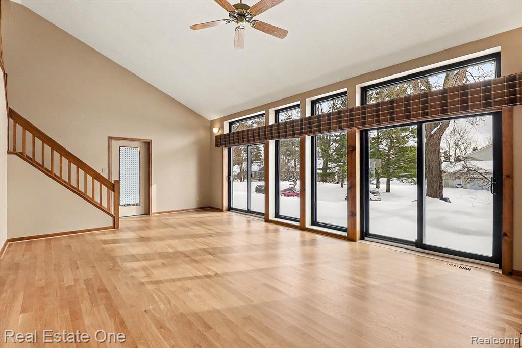 6226 Pinewood Drive, Clarkston, MI — Photo 7