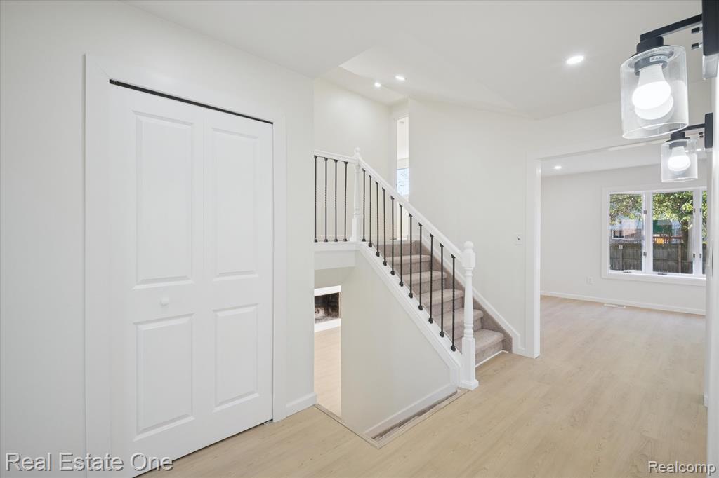 43051 Fernwood Street, Canton, MI 48187 — Photo 8