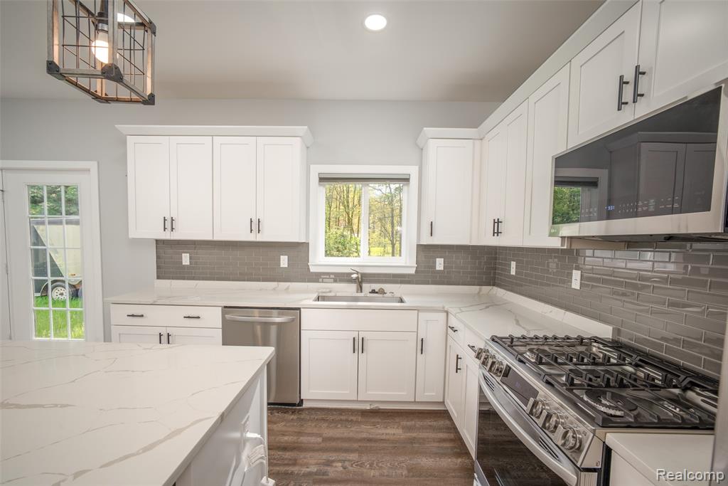 11913 Tuttle Hill Road, Willis, MI 48191 — Photo 8