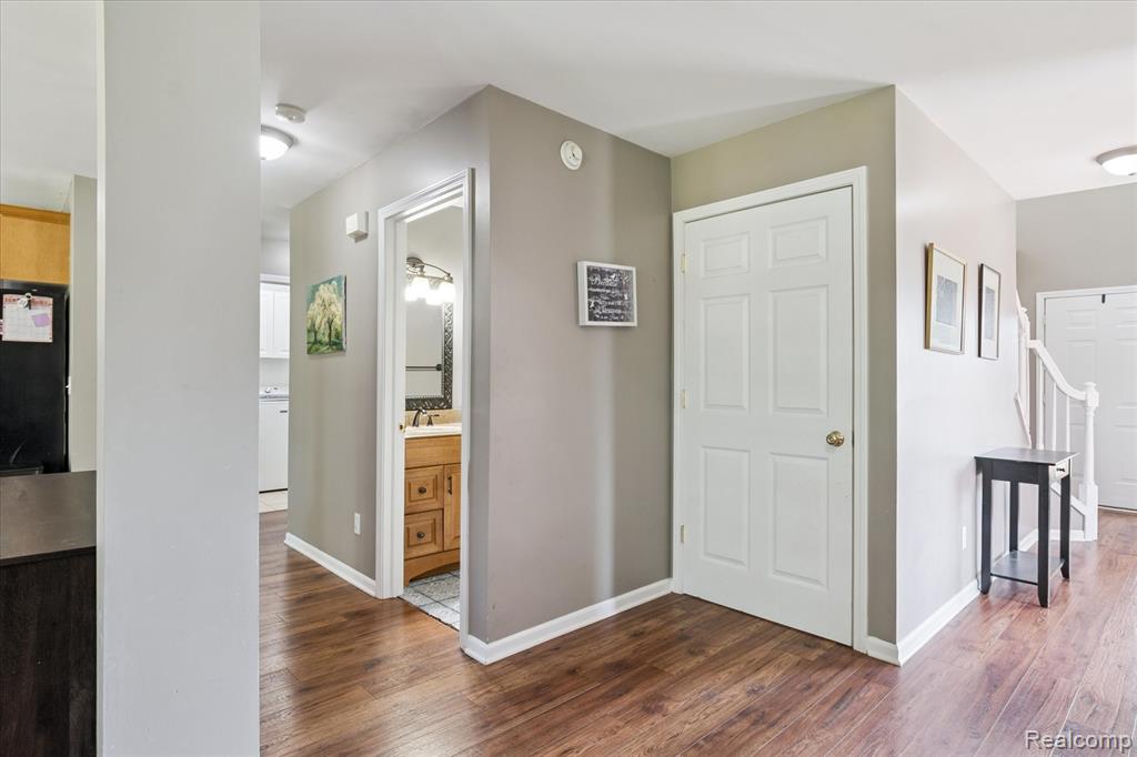 5437 Mustang Drive, Newport, MI 48166 — Photo 21