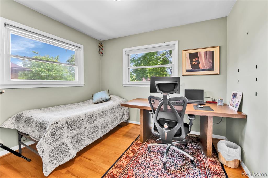 4006 Highfield Road, Royal Oak, MI 48073 — Photo 8