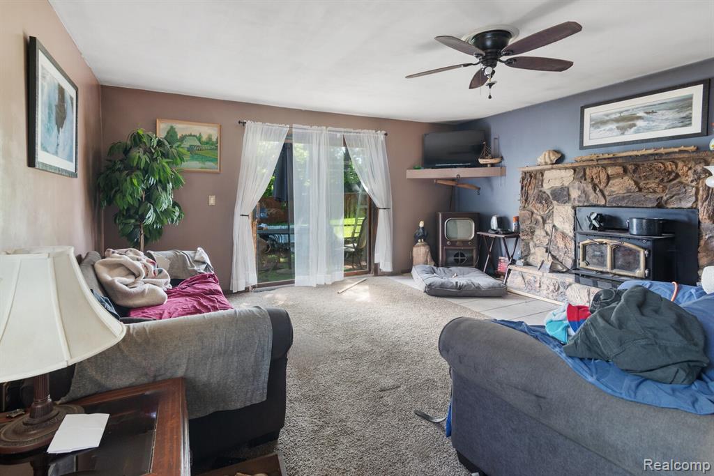 750 N Hagadorn Street, South Lyon, MI 48178 — Photo 3