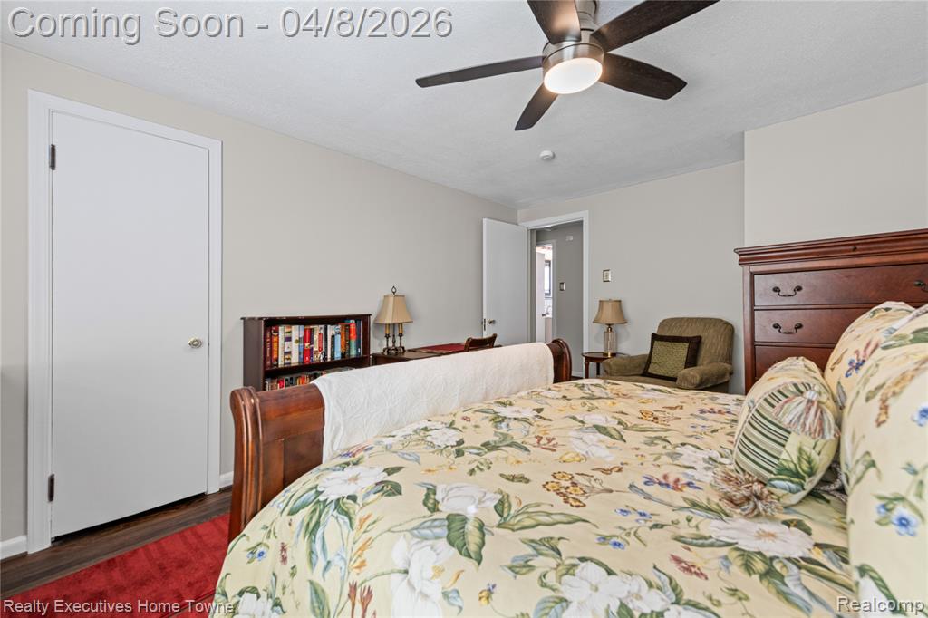 703 1/2 Saint Clair Street, Grosse Pointe, MI 48230 — Photo 13
