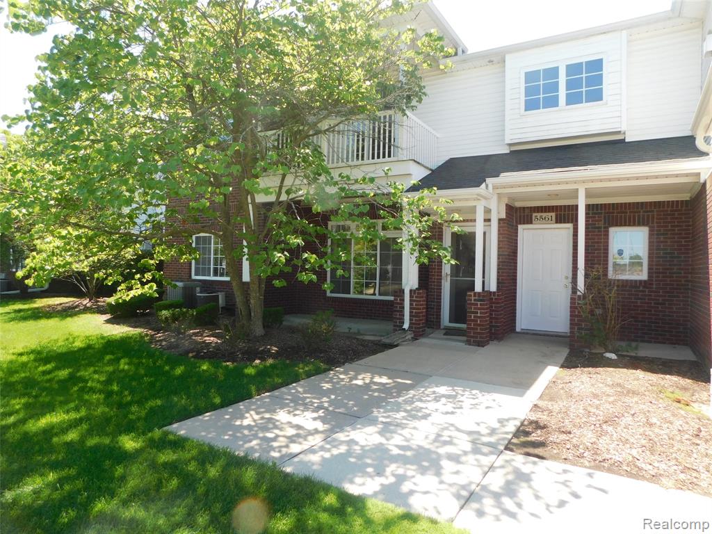 5555 Acorn Lane, Sterling Heights, MI 48314 — Photo 2