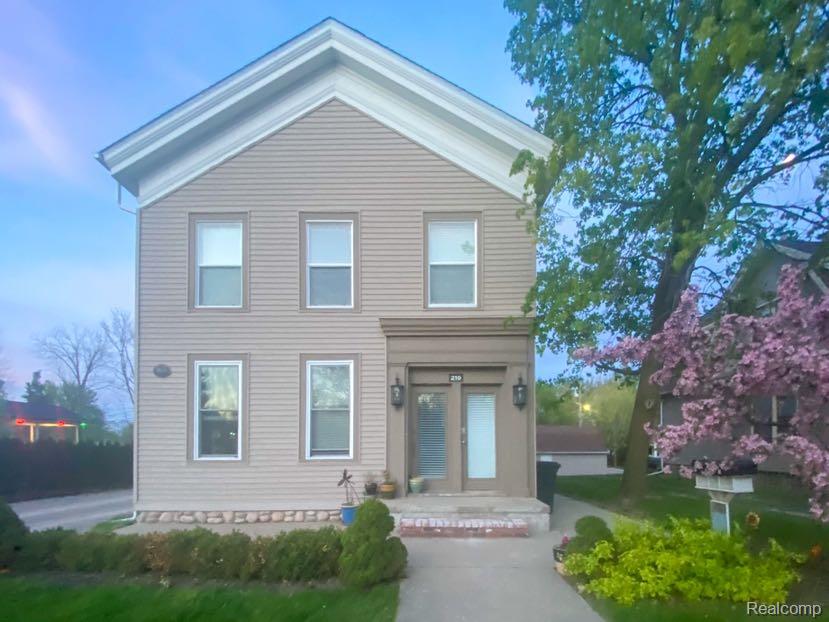 219 S Main Street, Romeo, MI 48065 — front exterior