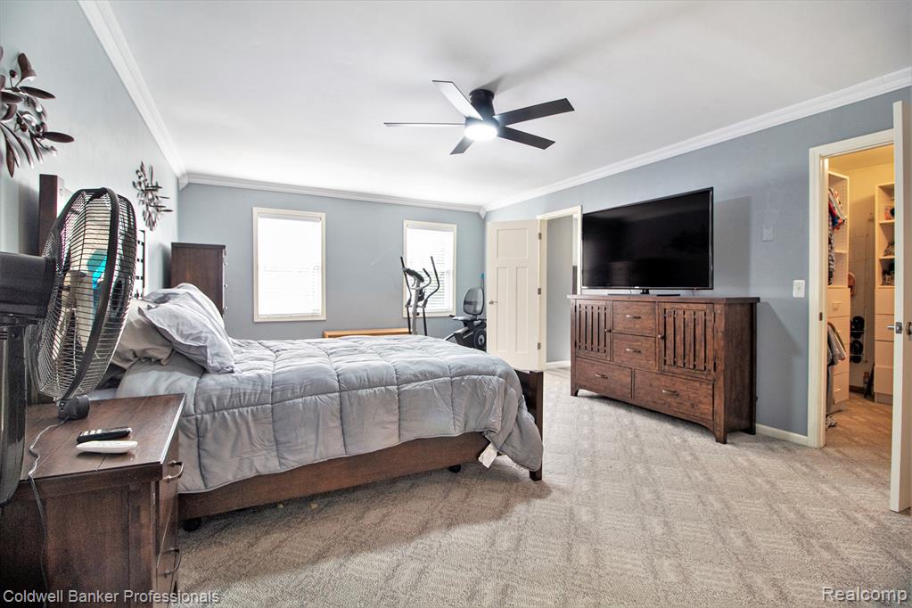 5885 Rockcroft Boulevard, Clarkston, MI — Photo 10