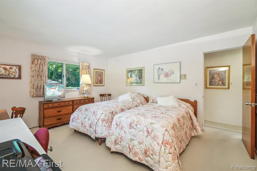 4415 Chisholm Trail, Bloomfield Hills, MI 48301 — Photo 21