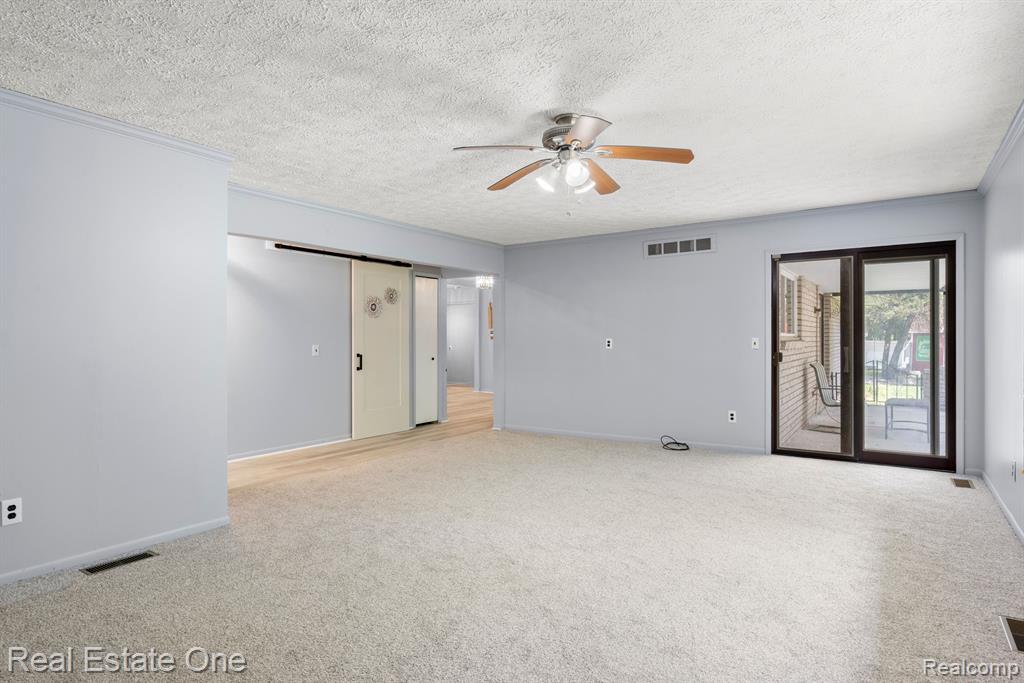 39764 BONNIE COURT, Clinton Twp, MI 48038 — Photo 13