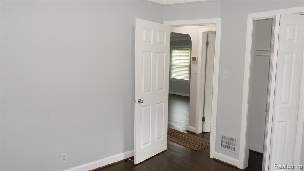 22463 Nevada Avenue, Eastpointe, MI 48021 — Photo 17