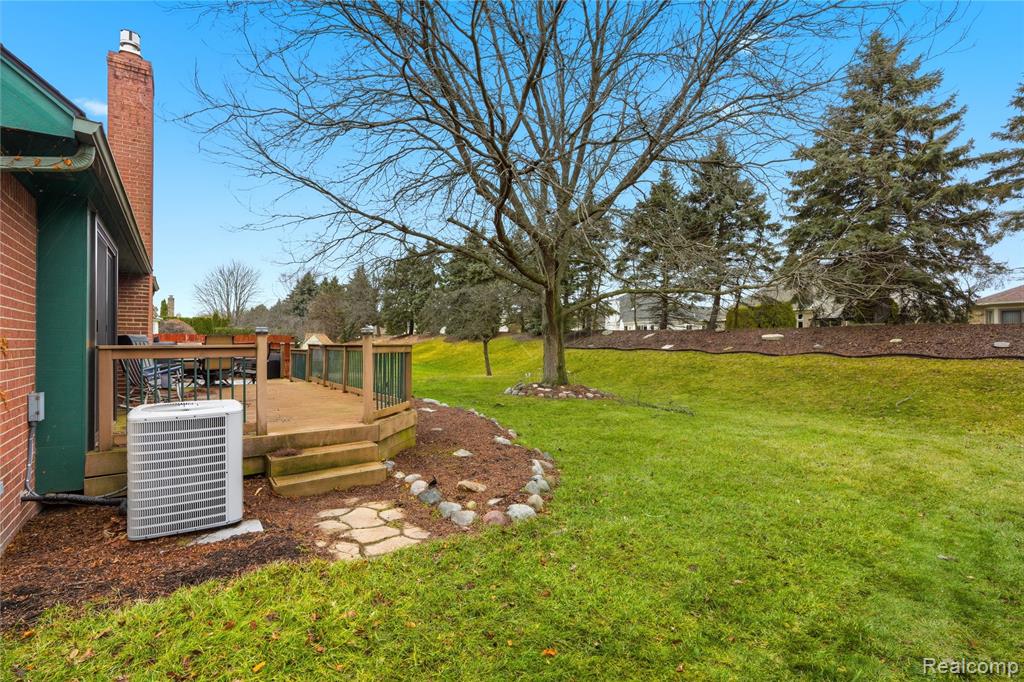15743 Greenview, Fraser, MI 48026 — Photo 42