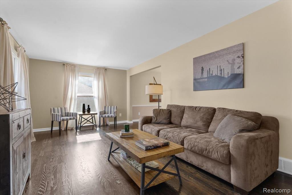 31065 Old Stage Road, Beverly Hills, MI 48025 — Photo 18