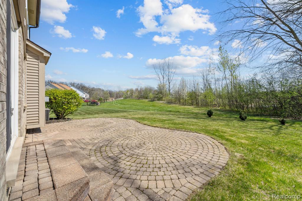 43529 S Timberview Drive, Van Buren, MI 48111 — Photo 31