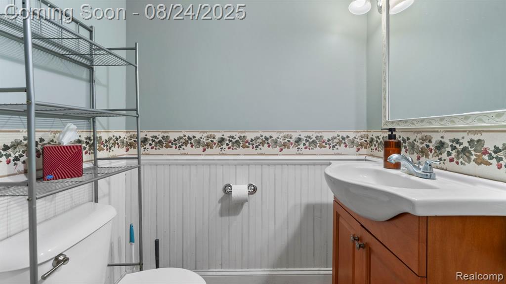 701 Baird Street, Holly, MI 48442 — Photo 14