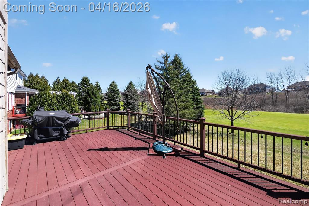 625 Southshore Drive, Oxford, MI 48371 — Photo 25