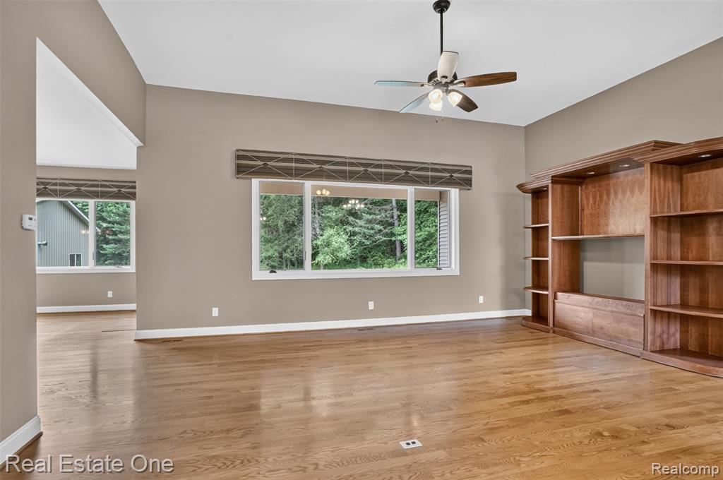 1161 Oakwood Road, Ortonville, MI 48462 — Photo 13