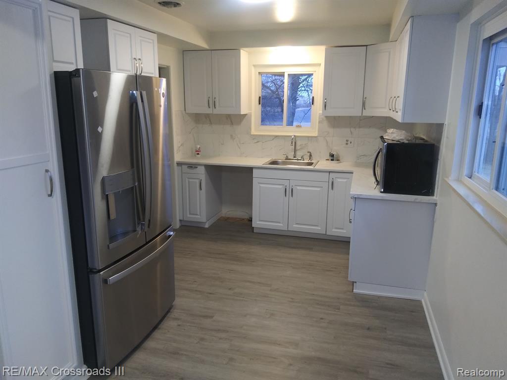 943 NASH Avenue, Ypsilanti, MI 48198 — Photo 2