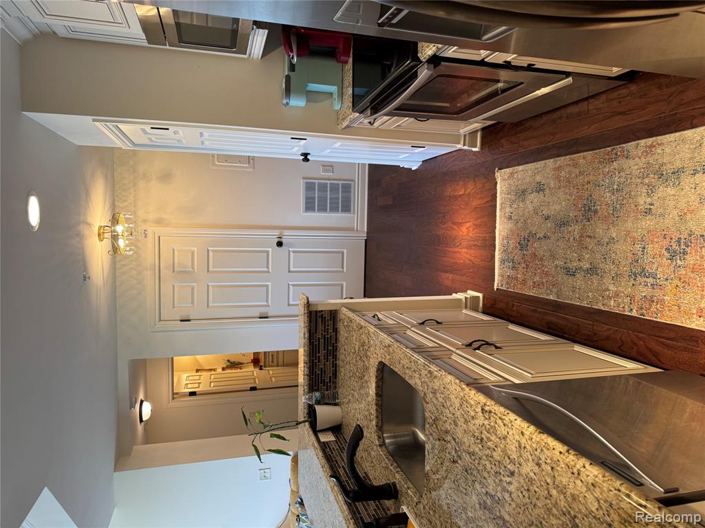 730 Penniman Avenue, 203, Plymouth, MI 48170 — Photo 8