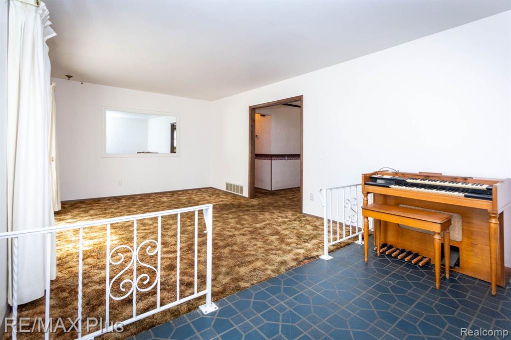 3350 N Belsay Road E, Flint, MI 48506 — Photo 7