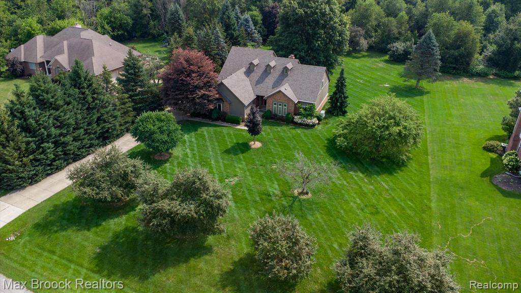 8936 Salem Farms Drive, South Lyon, MI 48178 — Photo 15