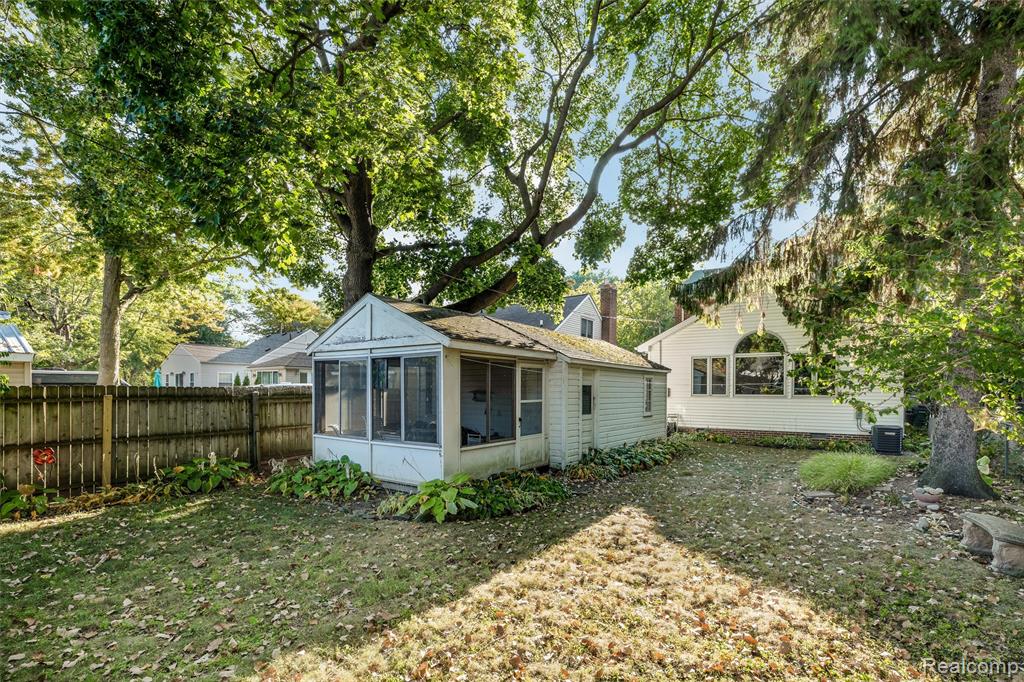515 S Wilson Avenue, Royal Oak, MI 48067 — Photo 21