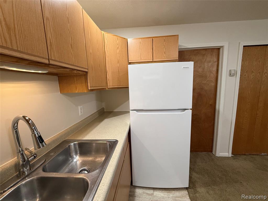 140 S. Saginaw Unit 2 Street, Byron, MI 48418 — Photo 4