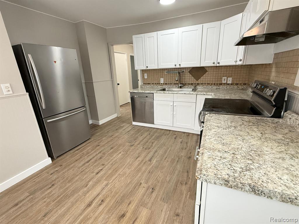 7331 Drexel Street, Dearborn Heights, MI 48127 — Photo 9