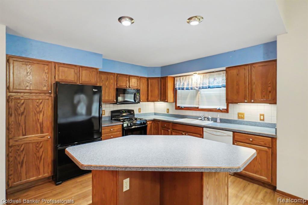 1083 Shalin Drive, Davison, MI 48423 — Photo 4