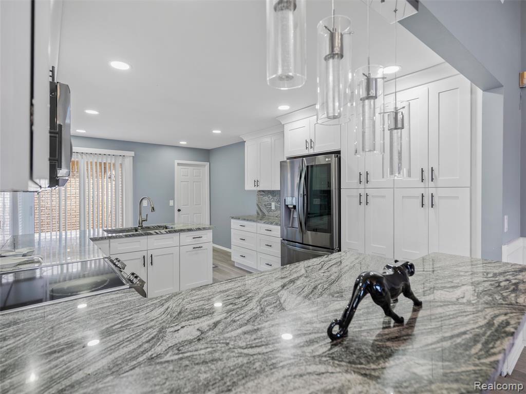 43043 W Kirkwood Drive, Clinton Twp, MI 48038 — Photo 13