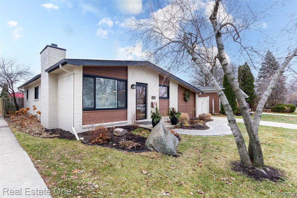 4106 Edgeland Avenue, Royal Oak, MI 48073 — Photo 2