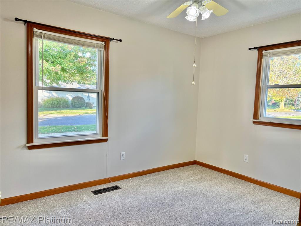 971 Strawberry Street, Dundee, MI 48131 — Photo 14