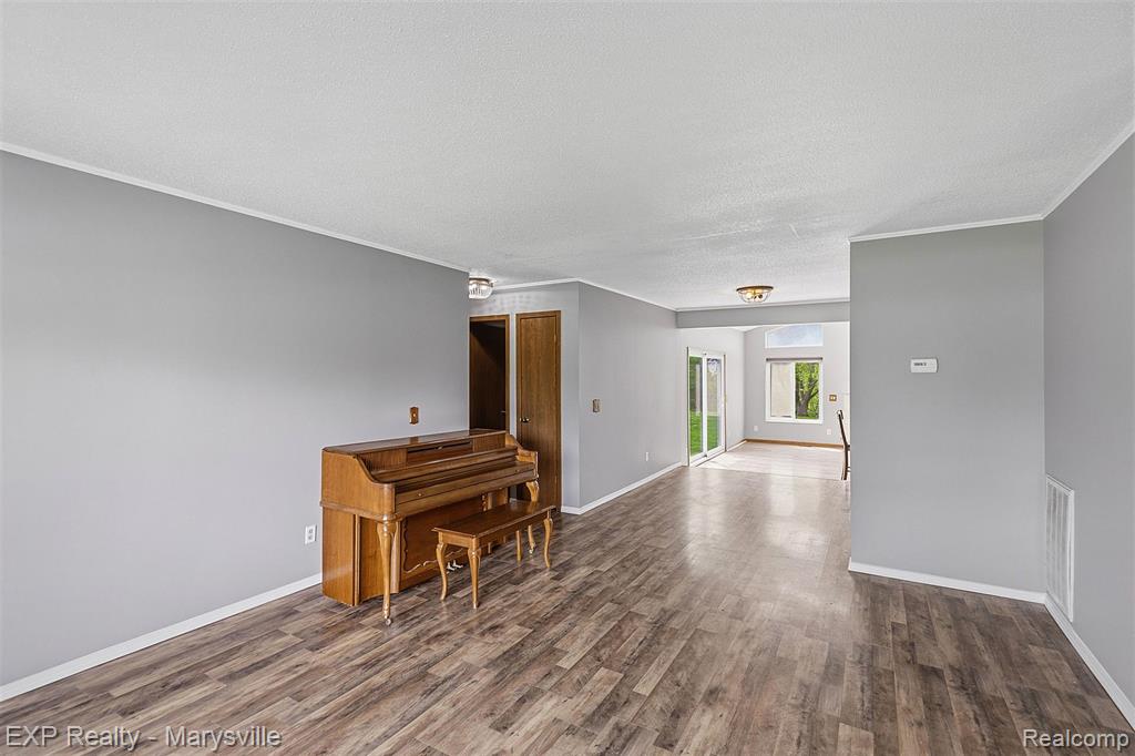 12265 Hough Road, Memphis, MI — Photo 5