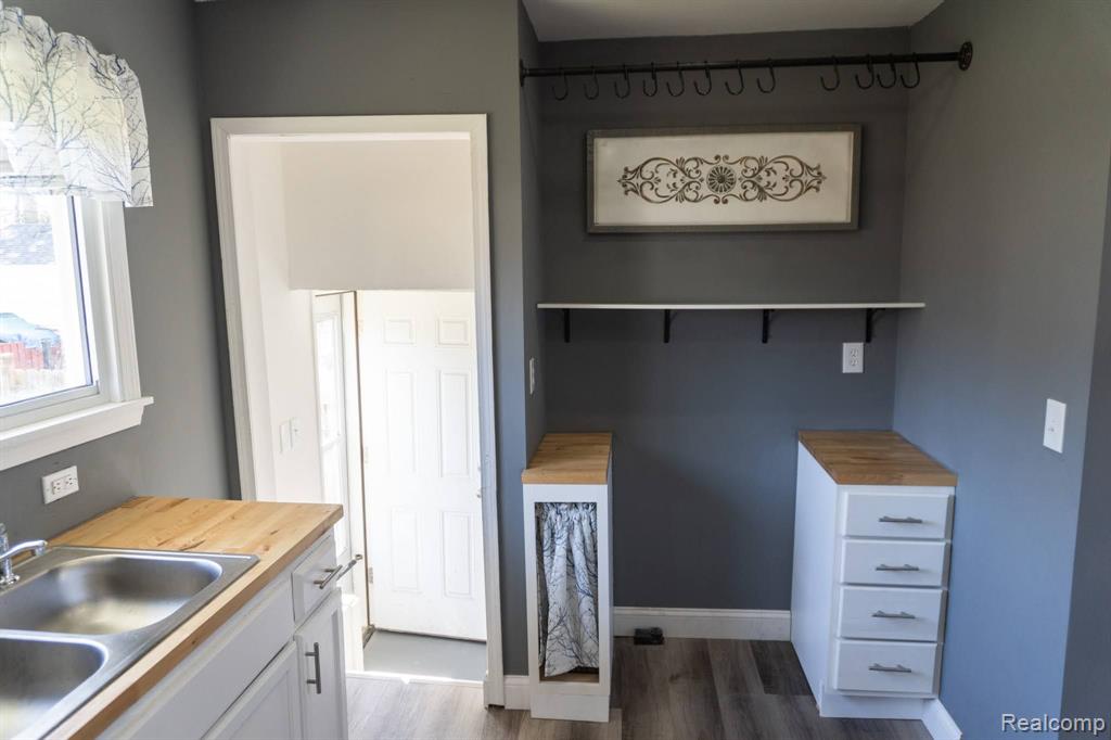 432 BUCKINGHAM Avenue, Flint, MI 48507 — Photo 22